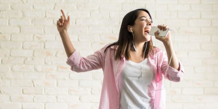 10 Aplikasi Karaoke PC Pilihan, Dijamin Seru